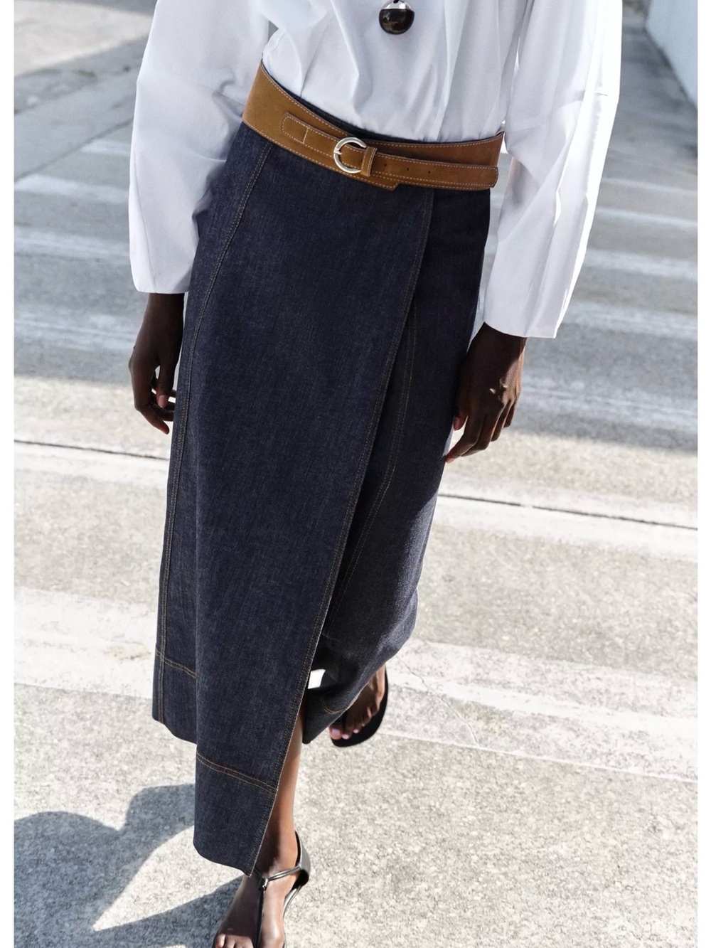 ❗️LAST CALL❗️ ok Zara Dark Denim Wrap Midi Skirt with Tan Belt - Picture 8 of 10